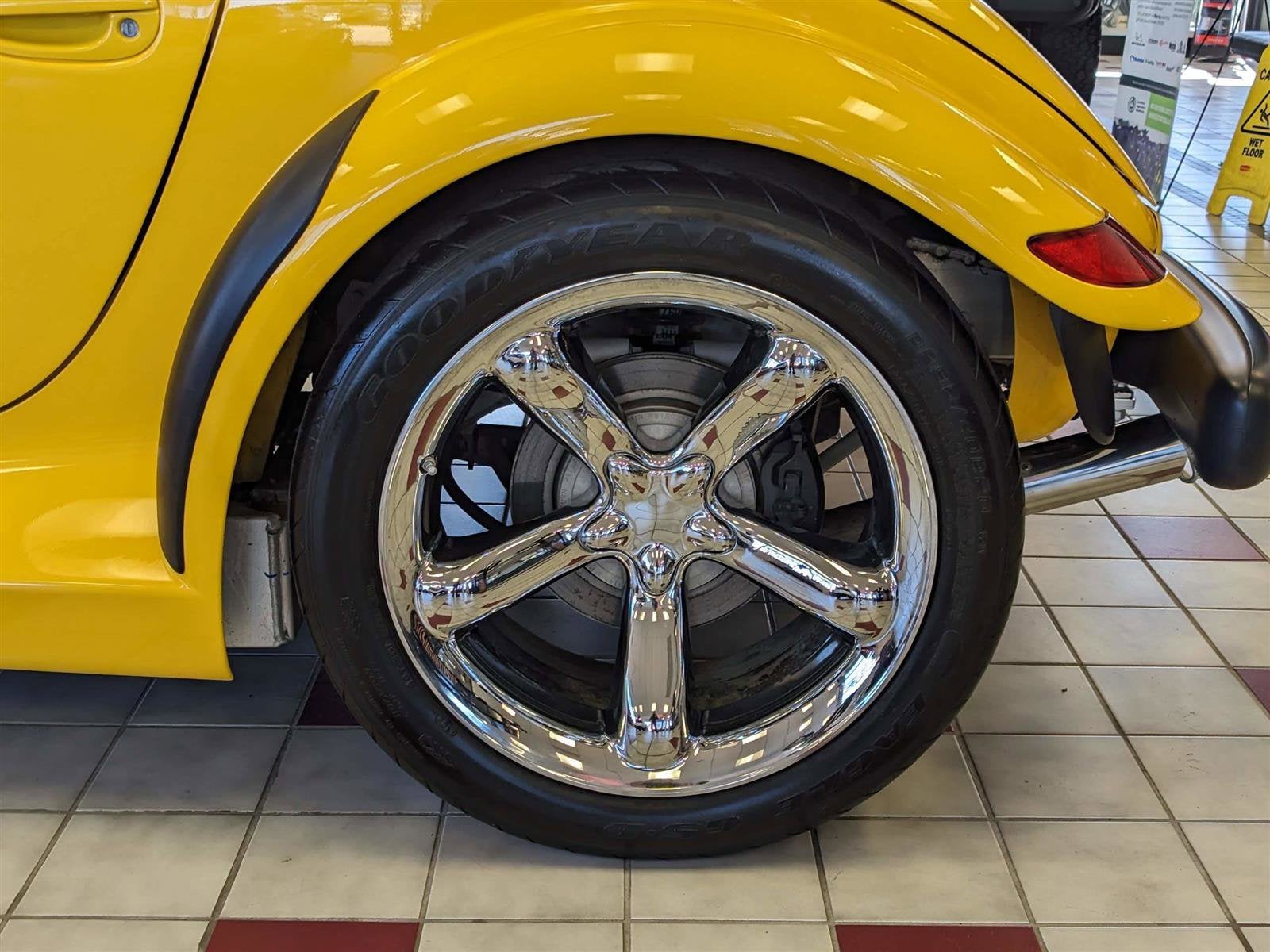 2002 Chrysler Prowler 2dr Roadster