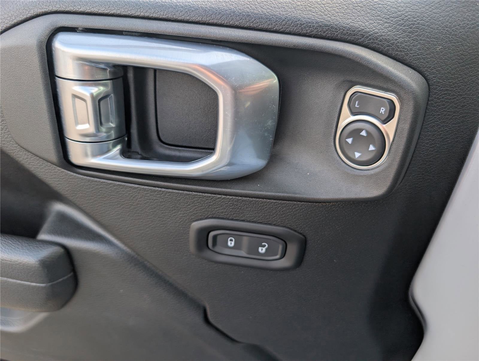 2022 Jeep Wrangler Sport S