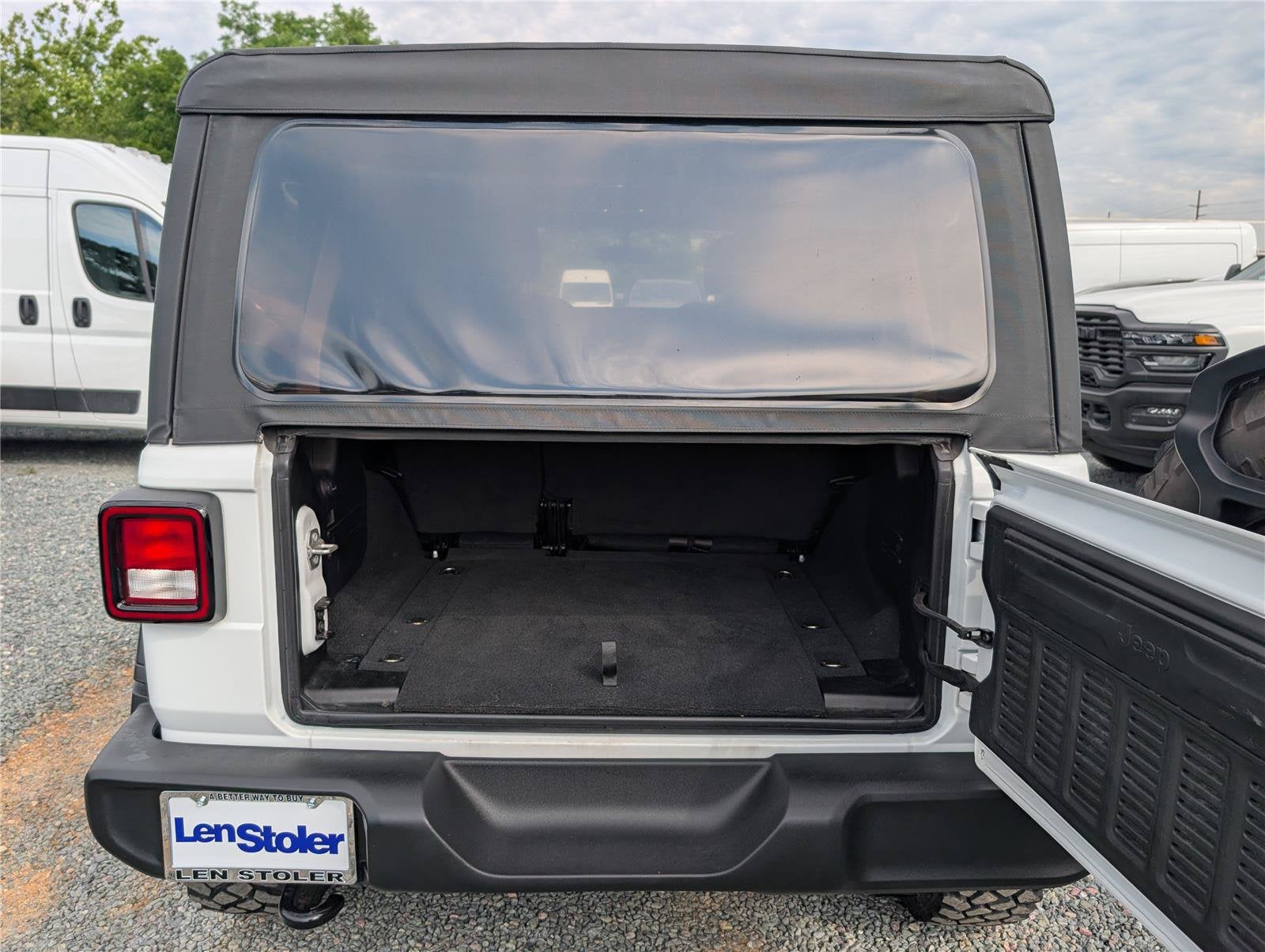 2022 Jeep Wrangler Unlimited Willys