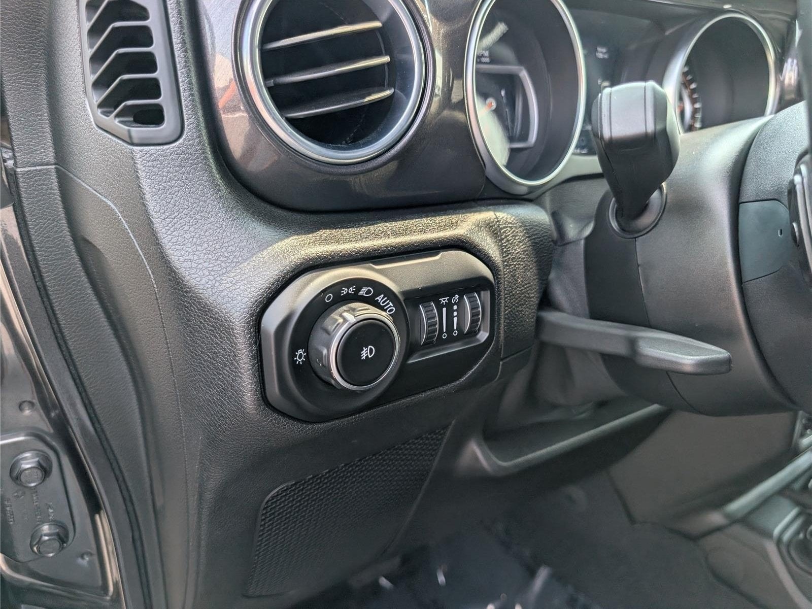 2021 Jeep Wrangler Unlimited Sahara Altitude
