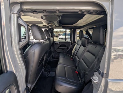 2021 Jeep Wrangler Unlimited Sahara Altitude