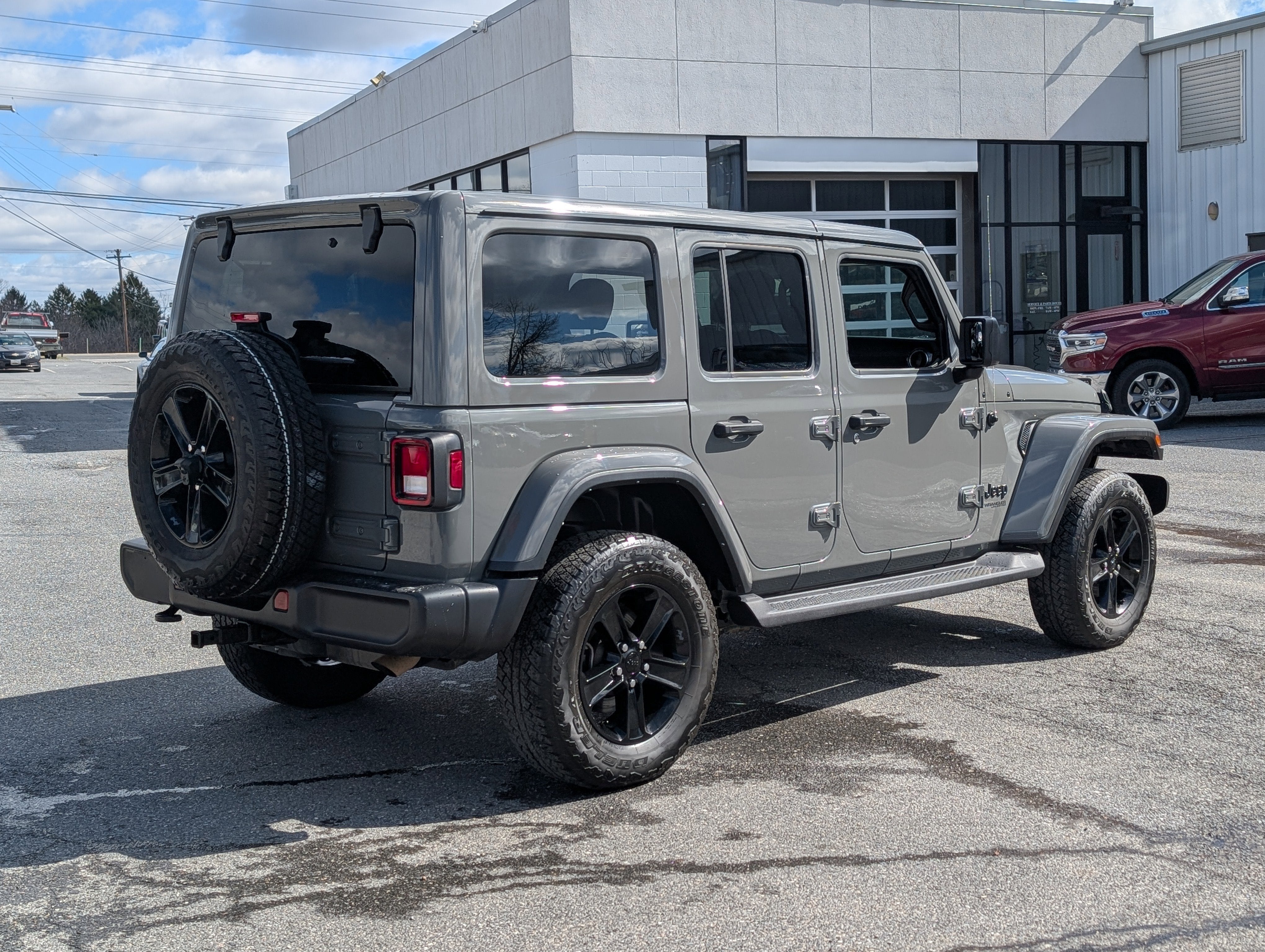 2021 Jeep Wrangler Unlimited Sahara Altitude