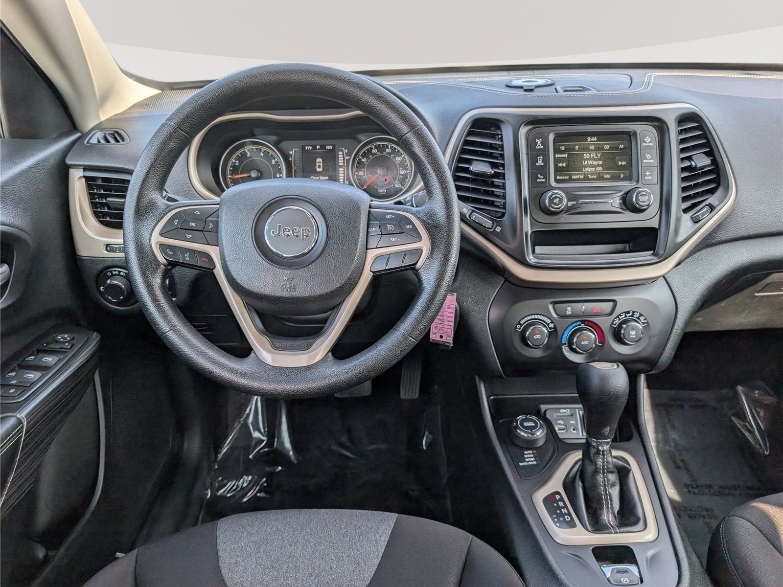 2015 Jeep Cherokee Sport