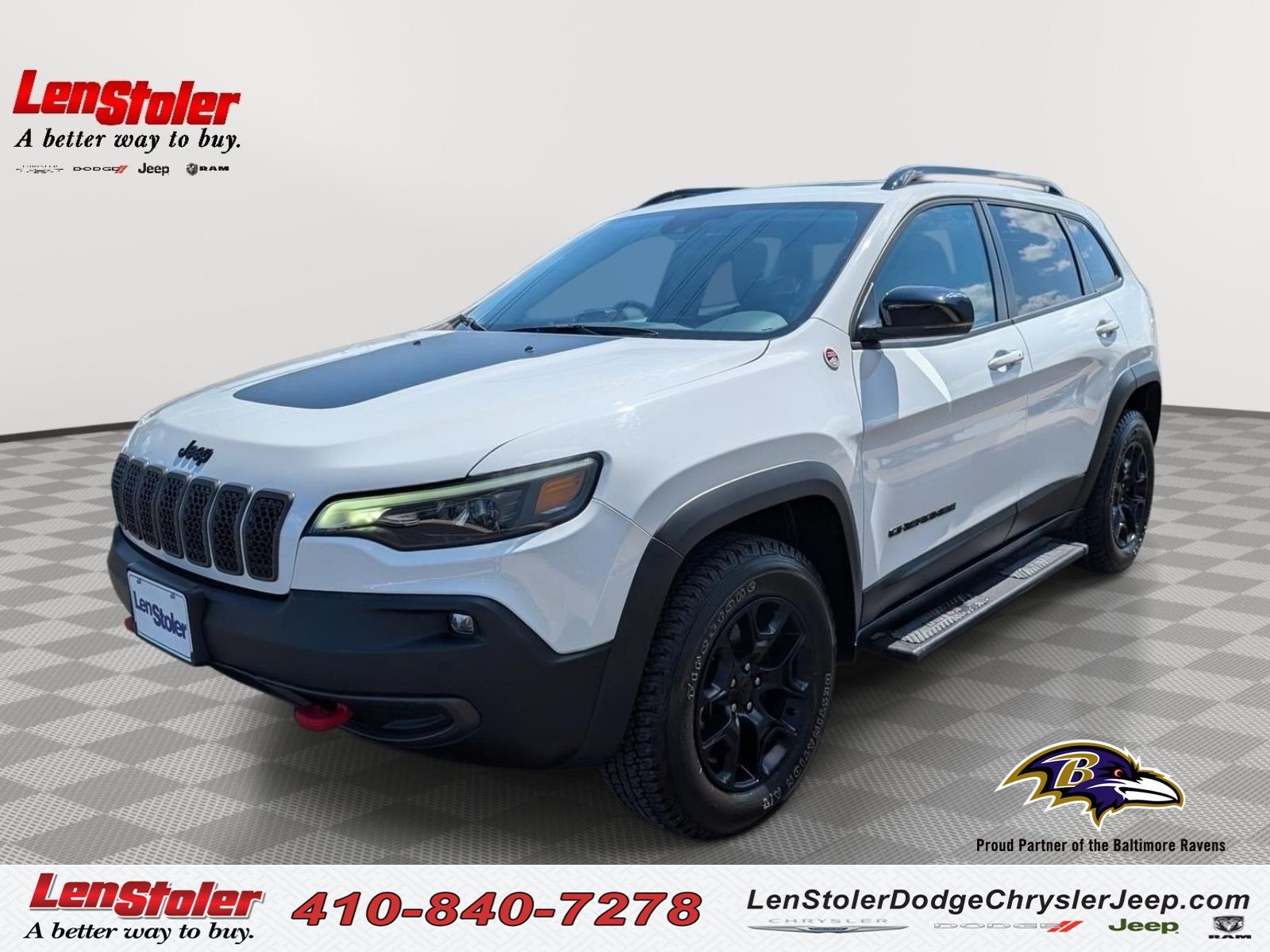 2023 Jeep Cherokee Trailhawk