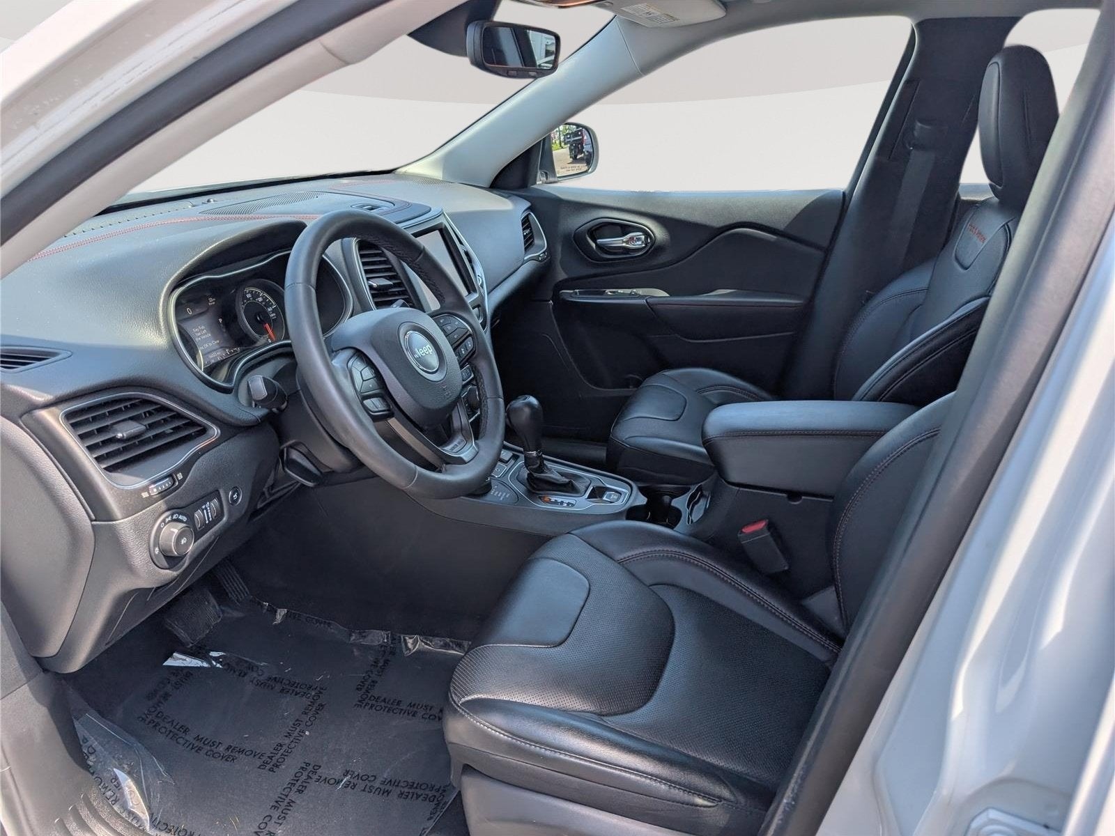 2023 Jeep Cherokee Trailhawk