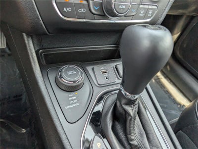 2020 Jeep Cherokee Altitude