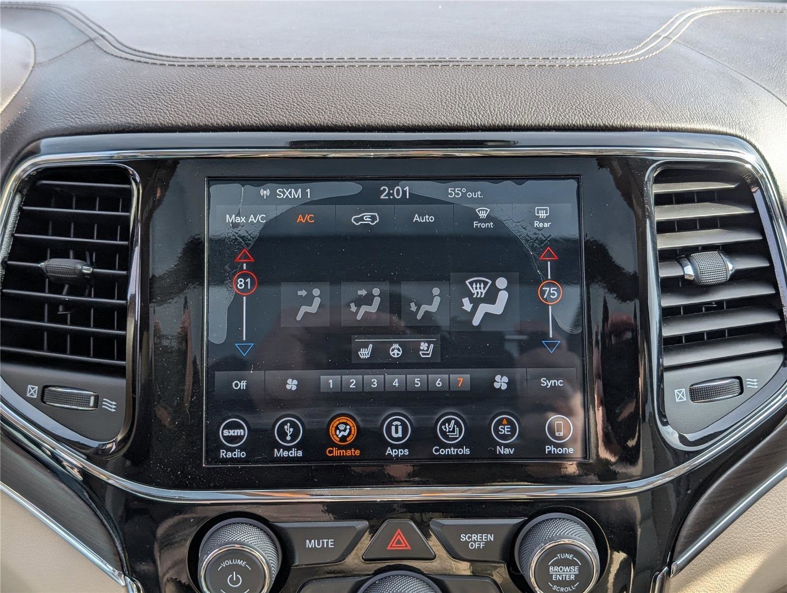 2019 Jeep Grand Cherokee Overland