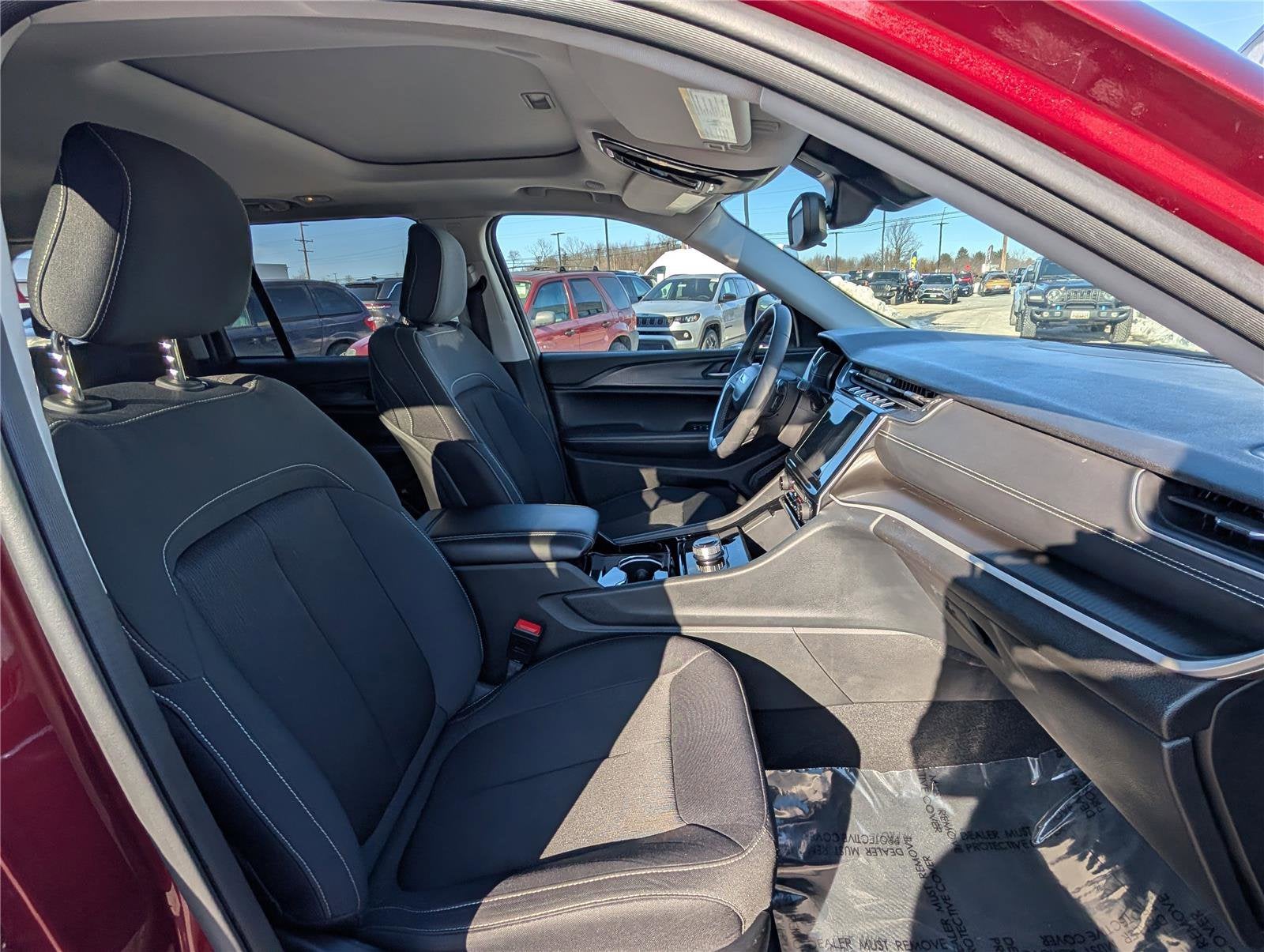 2023 Jeep Grand Cherokee Laredo X