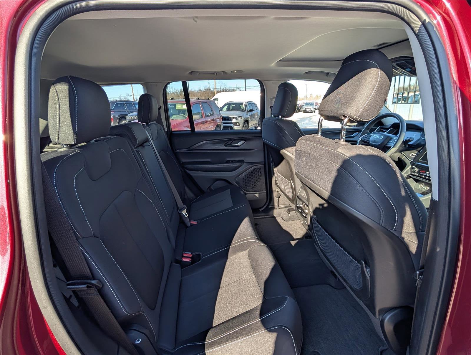 2023 Jeep Grand Cherokee Laredo X