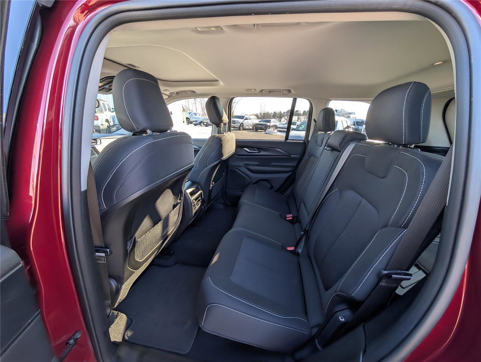 2023 Jeep Grand Cherokee Laredo X