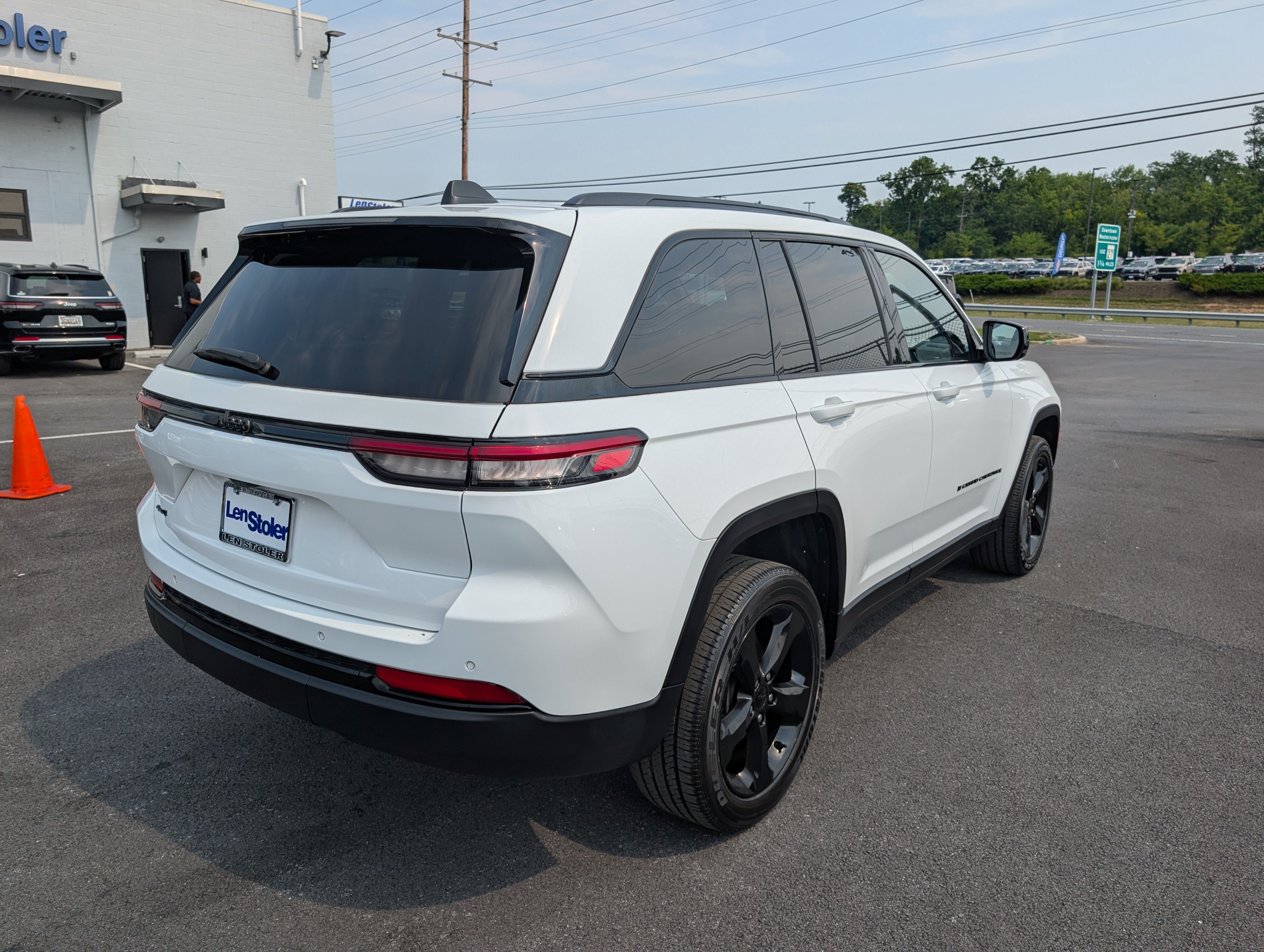 2023 Jeep Grand Cherokee Altitude