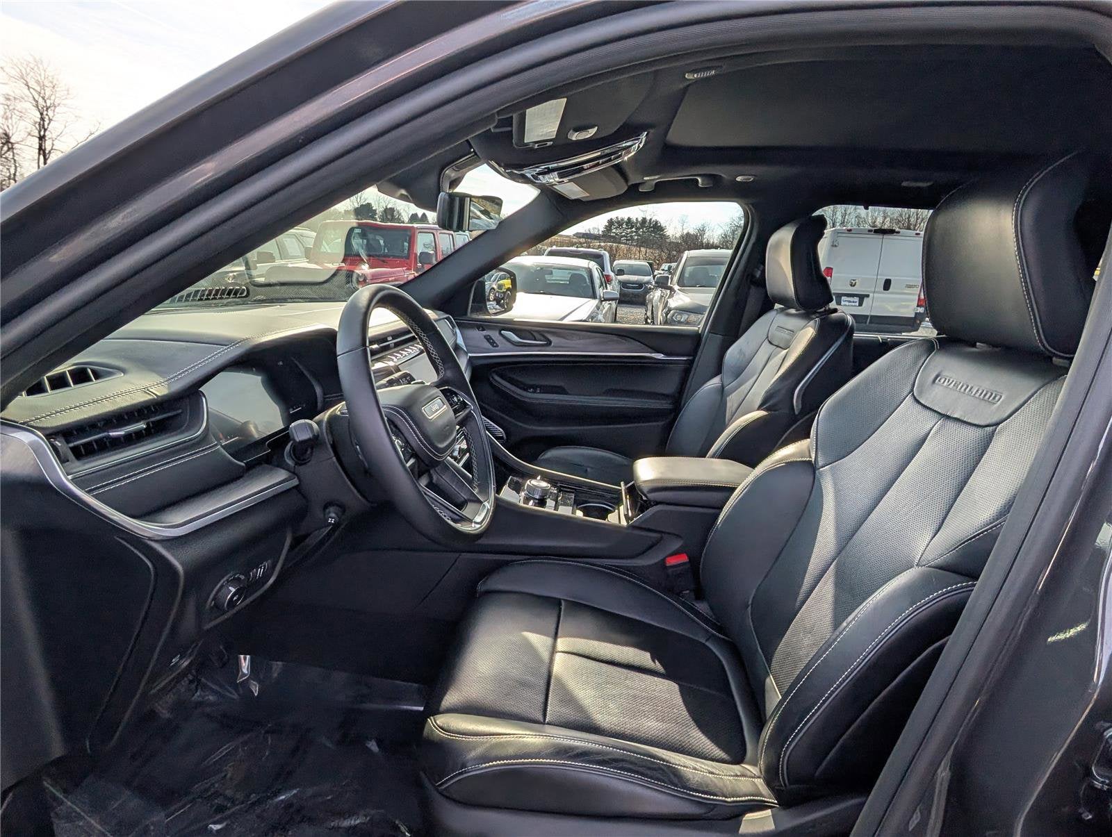 2022 Jeep Grand Cherokee Overland