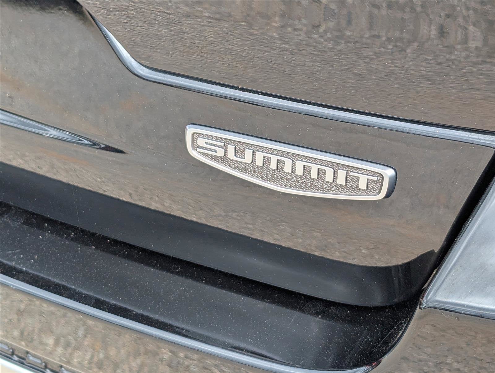 2023 Jeep Grand Cherokee Summit Reserve