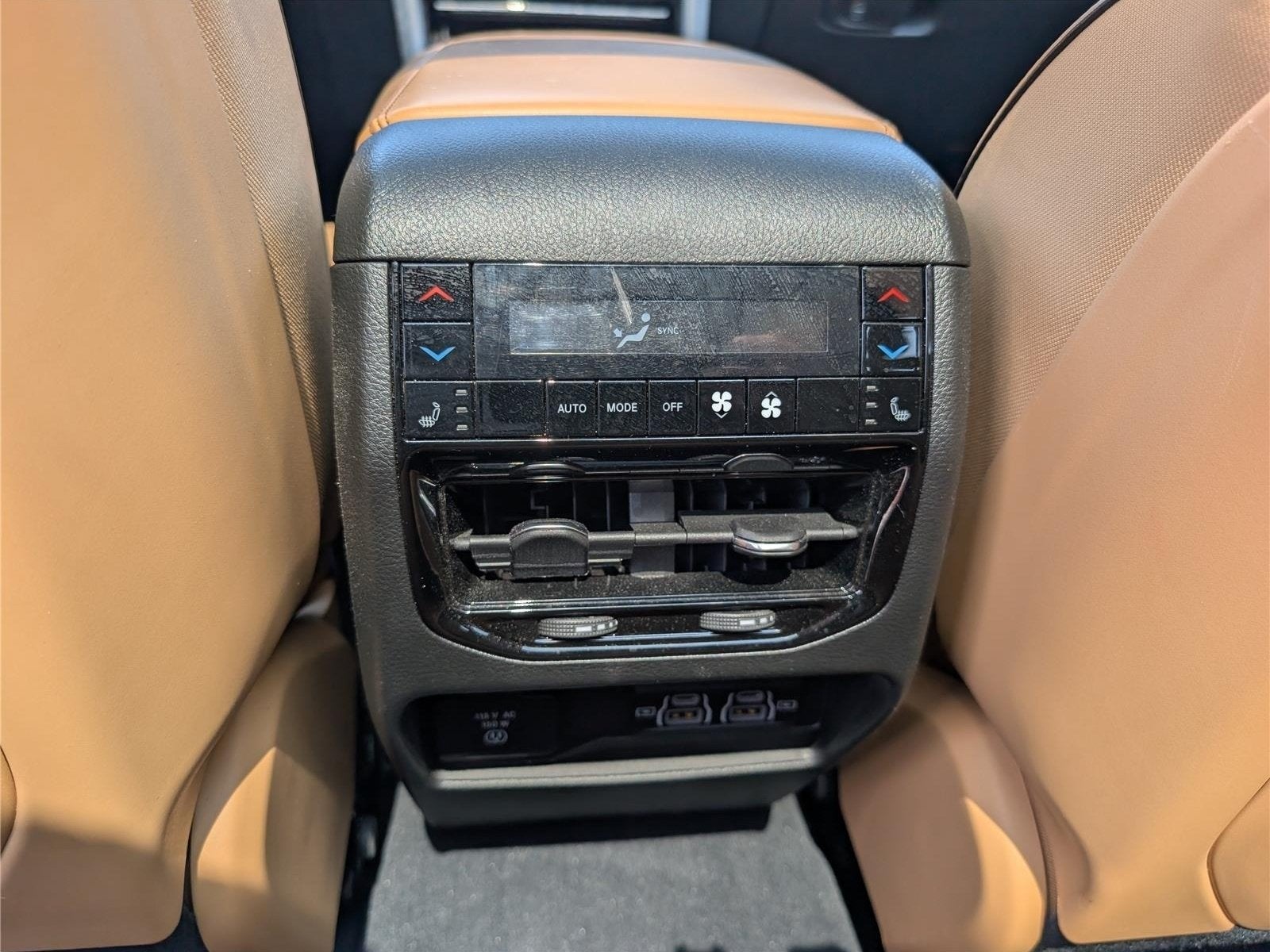 2023 Jeep Grand Cherokee Summit