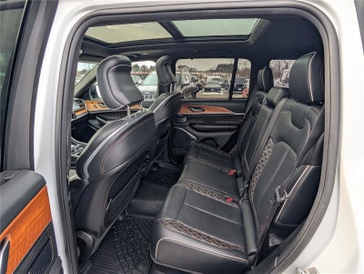 2023 Jeep Grand Cherokee Summit Reserve