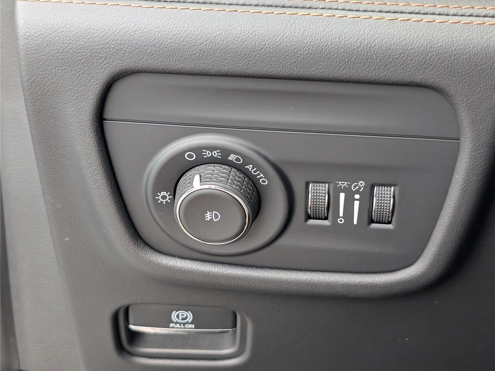 2023 Jeep Grand Cherokee L Summit Reserve