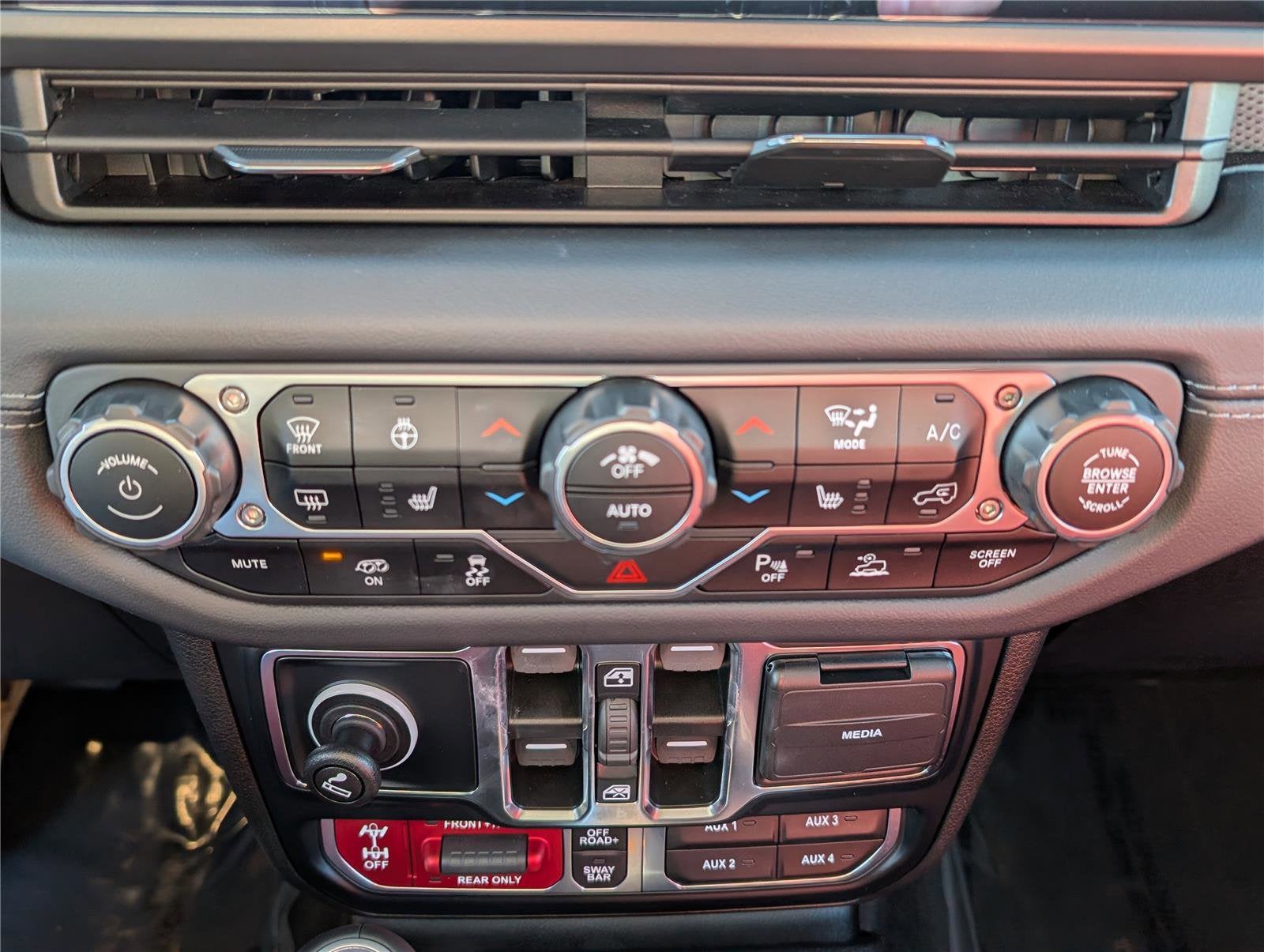 2024 Jeep Wrangler Rubicon 392