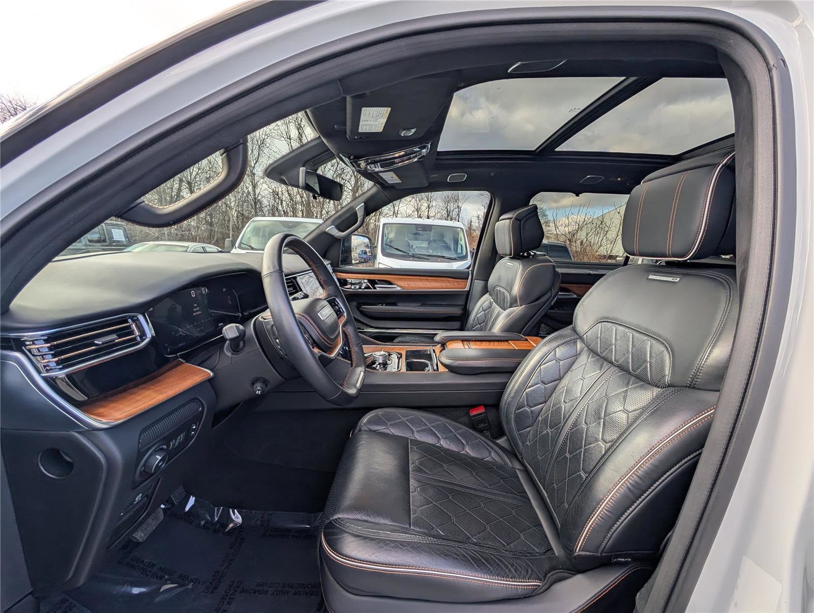 2024 Jeep Grand Wagoneer L Series III