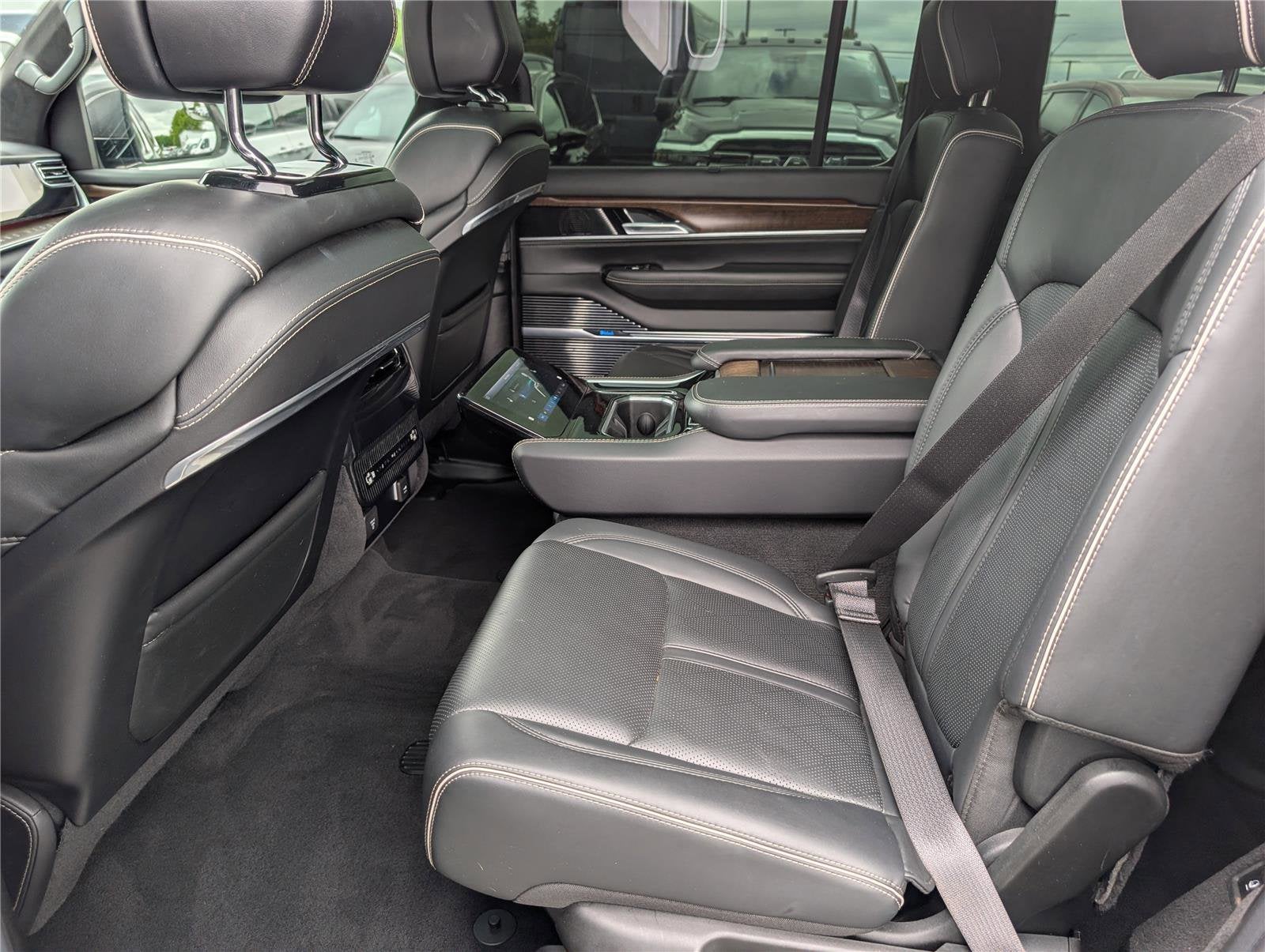 2022 Jeep Grand Wagoneer Series II