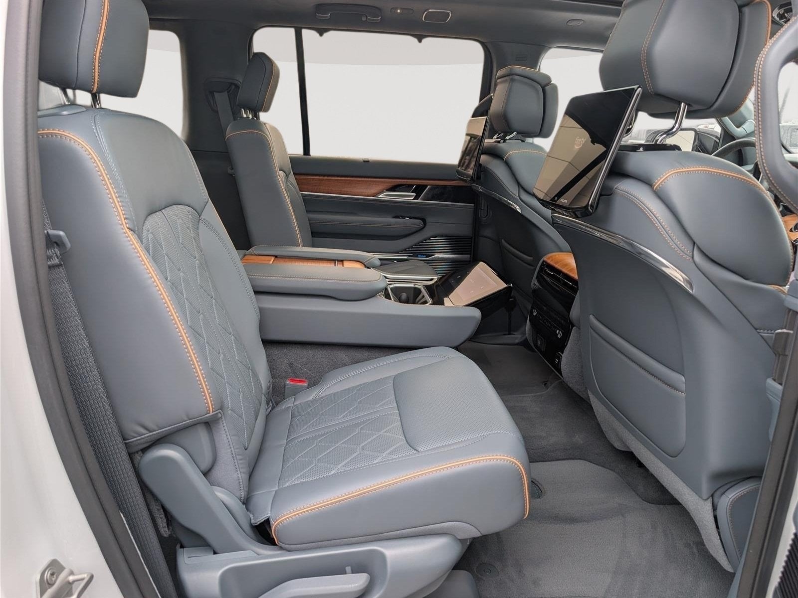 2024 Jeep Grand Wagoneer Series III