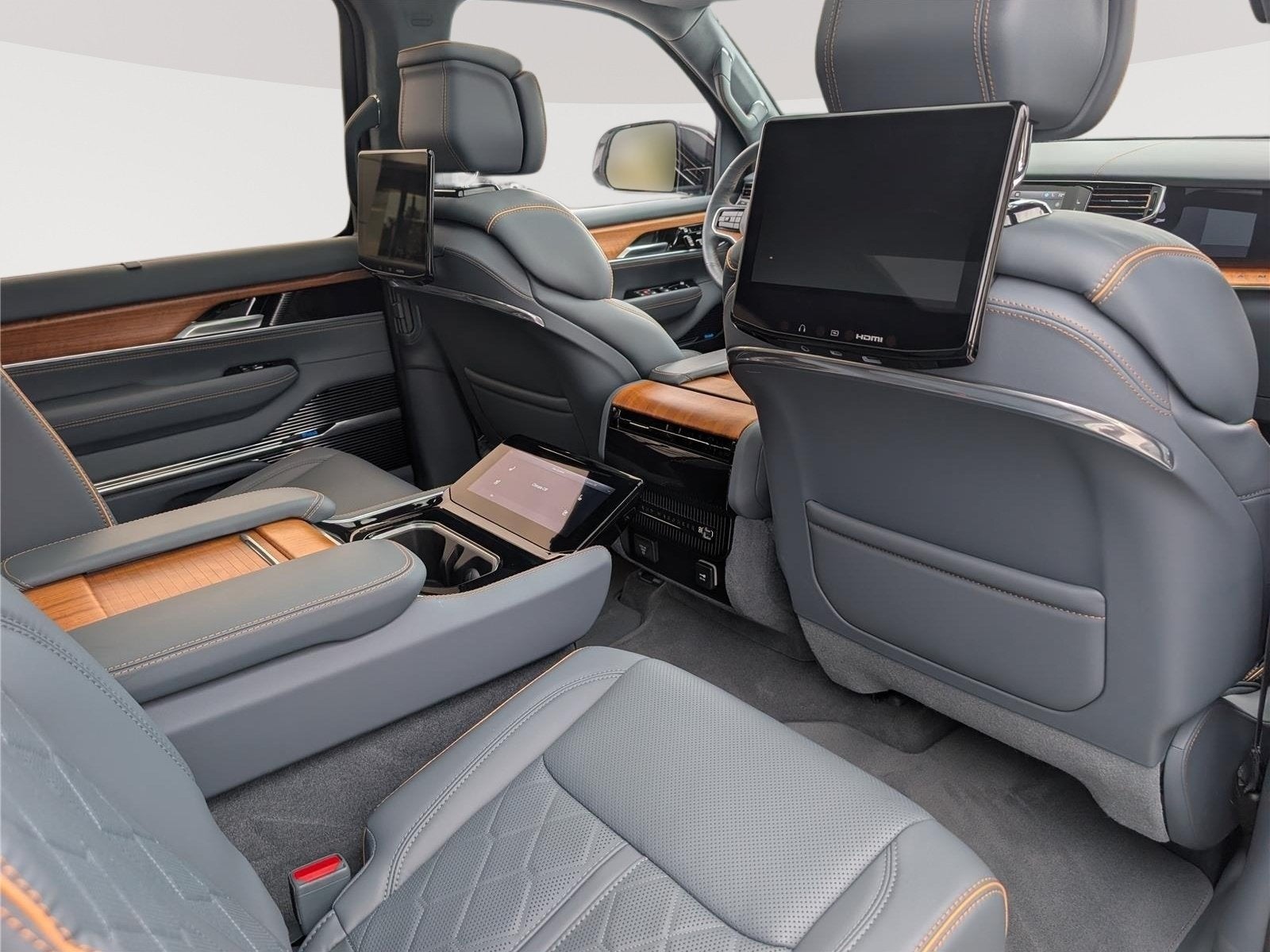 2024 Jeep Grand Wagoneer Series III