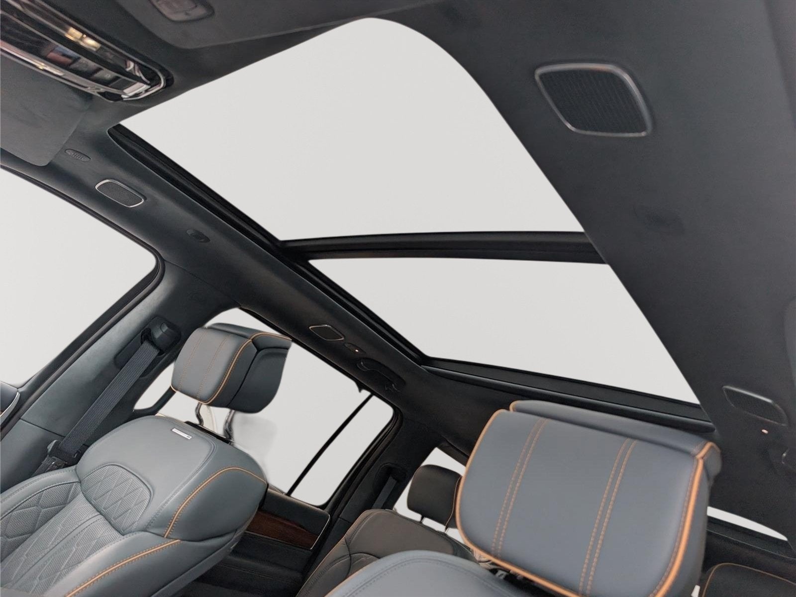 2024 Jeep Grand Wagoneer Series III