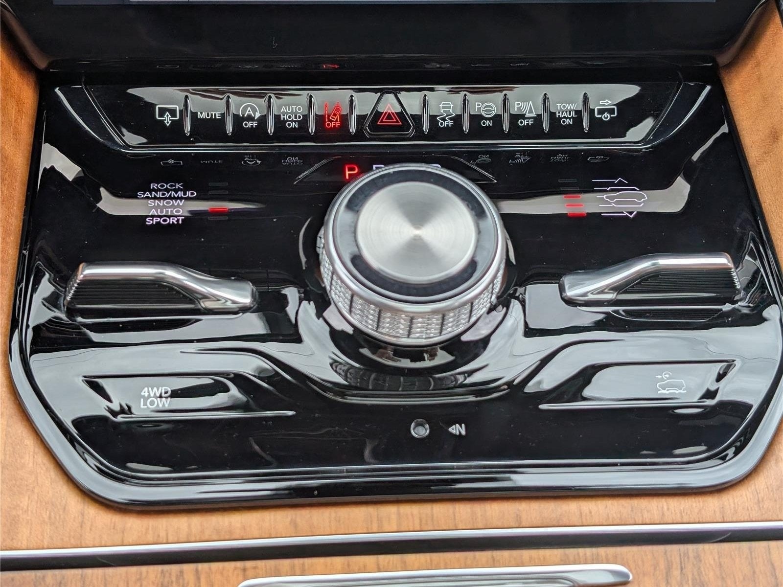 2024 Jeep Grand Wagoneer Series III