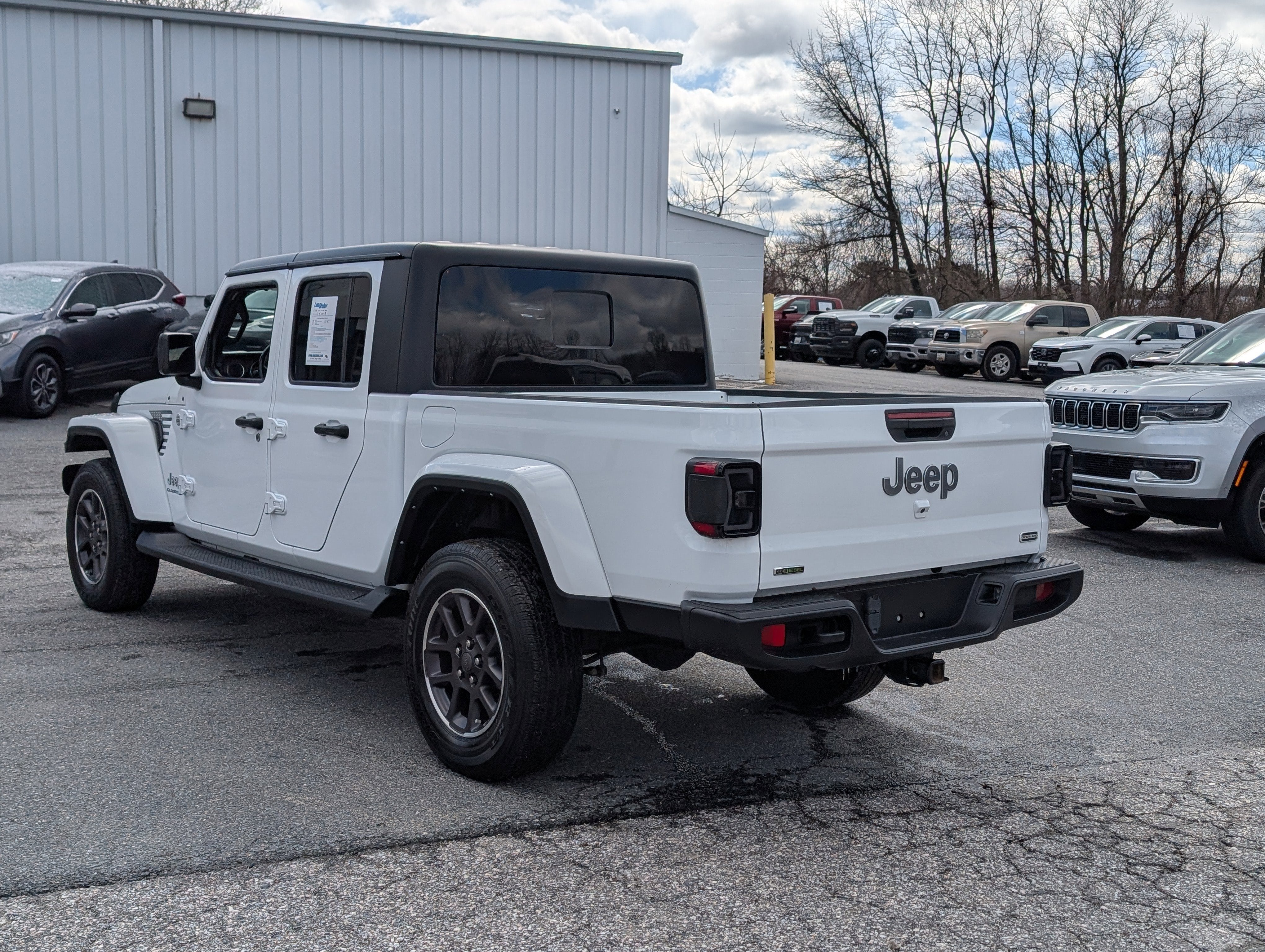 2022 Jeep Gladiator Overland
