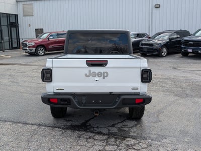 2022 Jeep Gladiator Overland