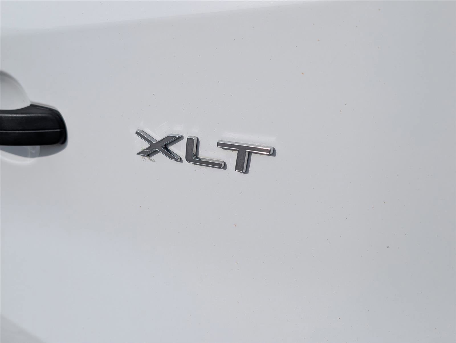 2023 Ford Transit Passenger Wagon XLT