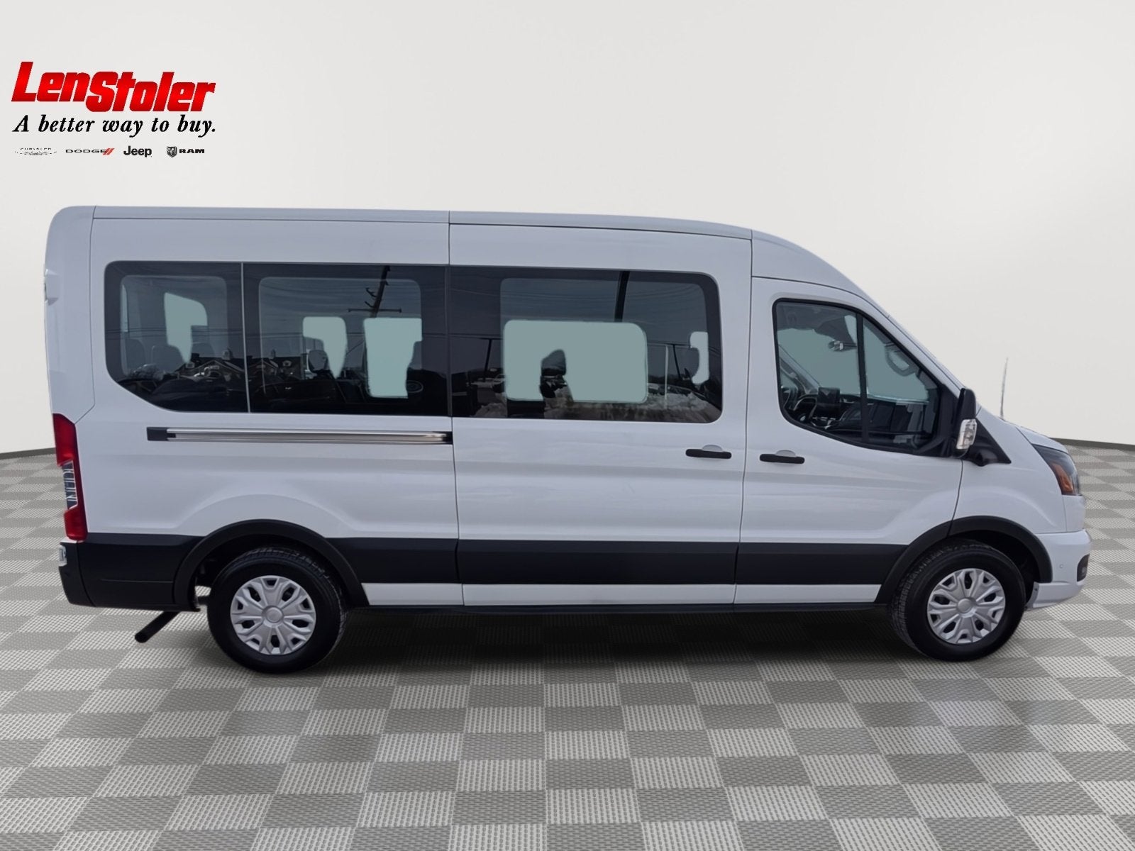 2023 Ford Transit Passenger Wagon XLT