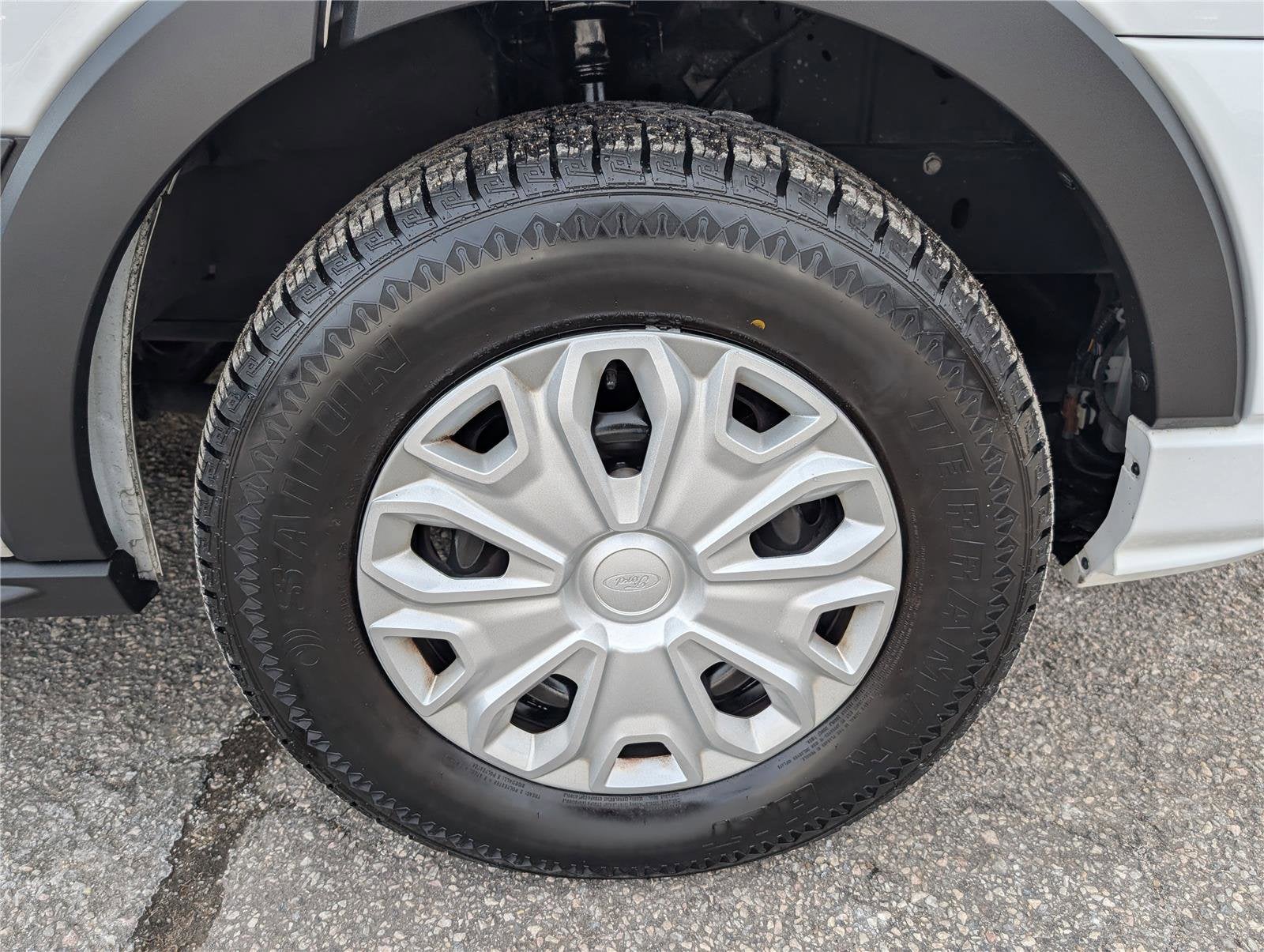 2023 Ford Transit Passenger Wagon XLT