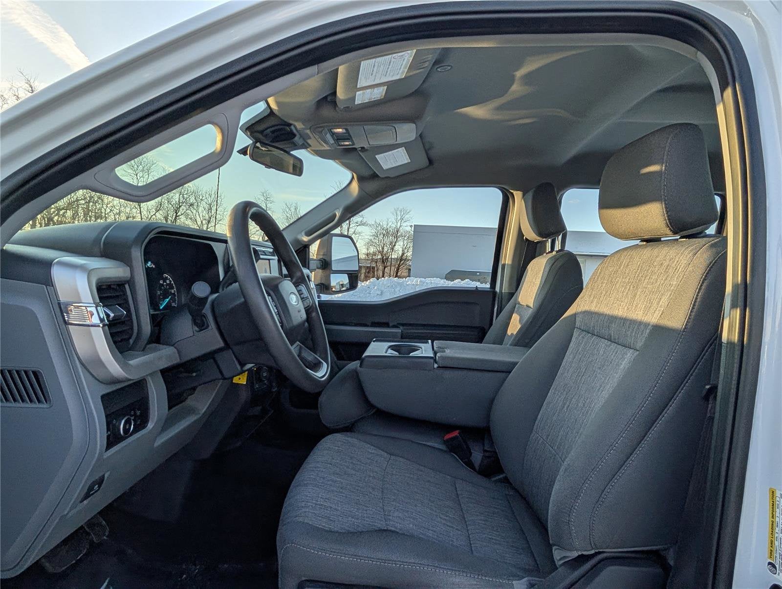 2023 Ford Super Duty F-350 SRW XL