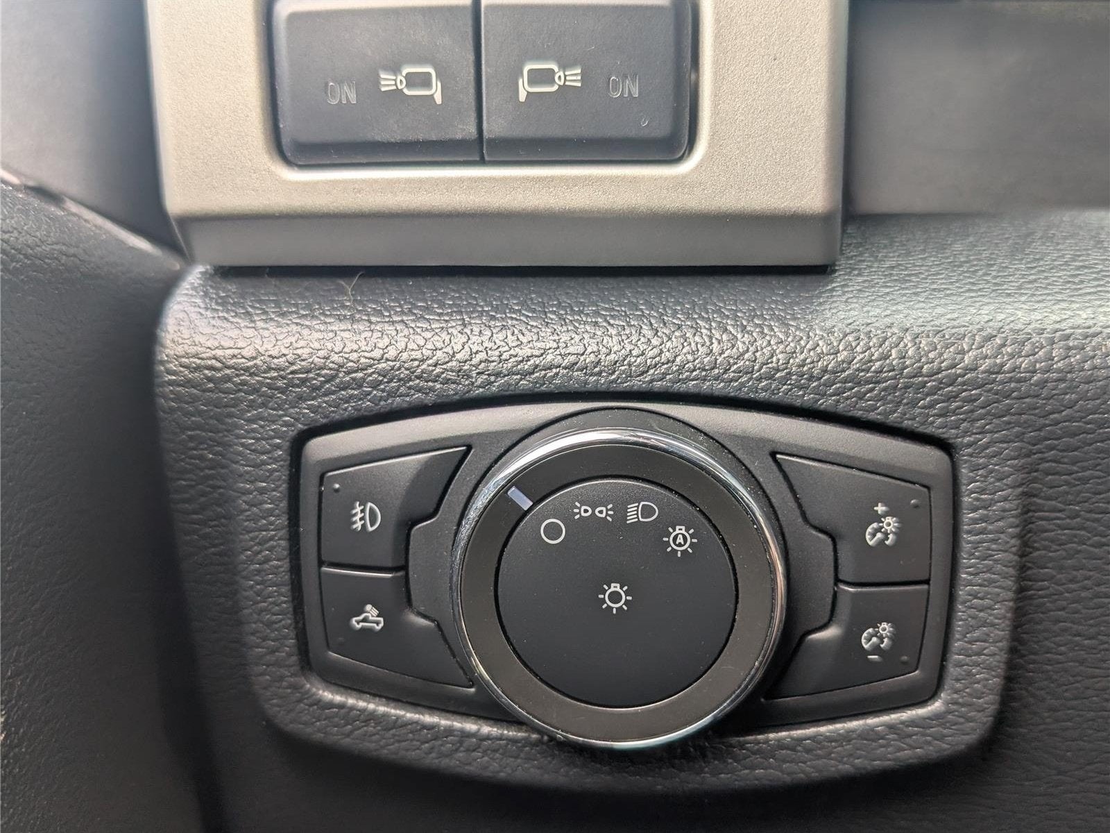 2022 Ford Super Duty F-350 SRW LARIAT