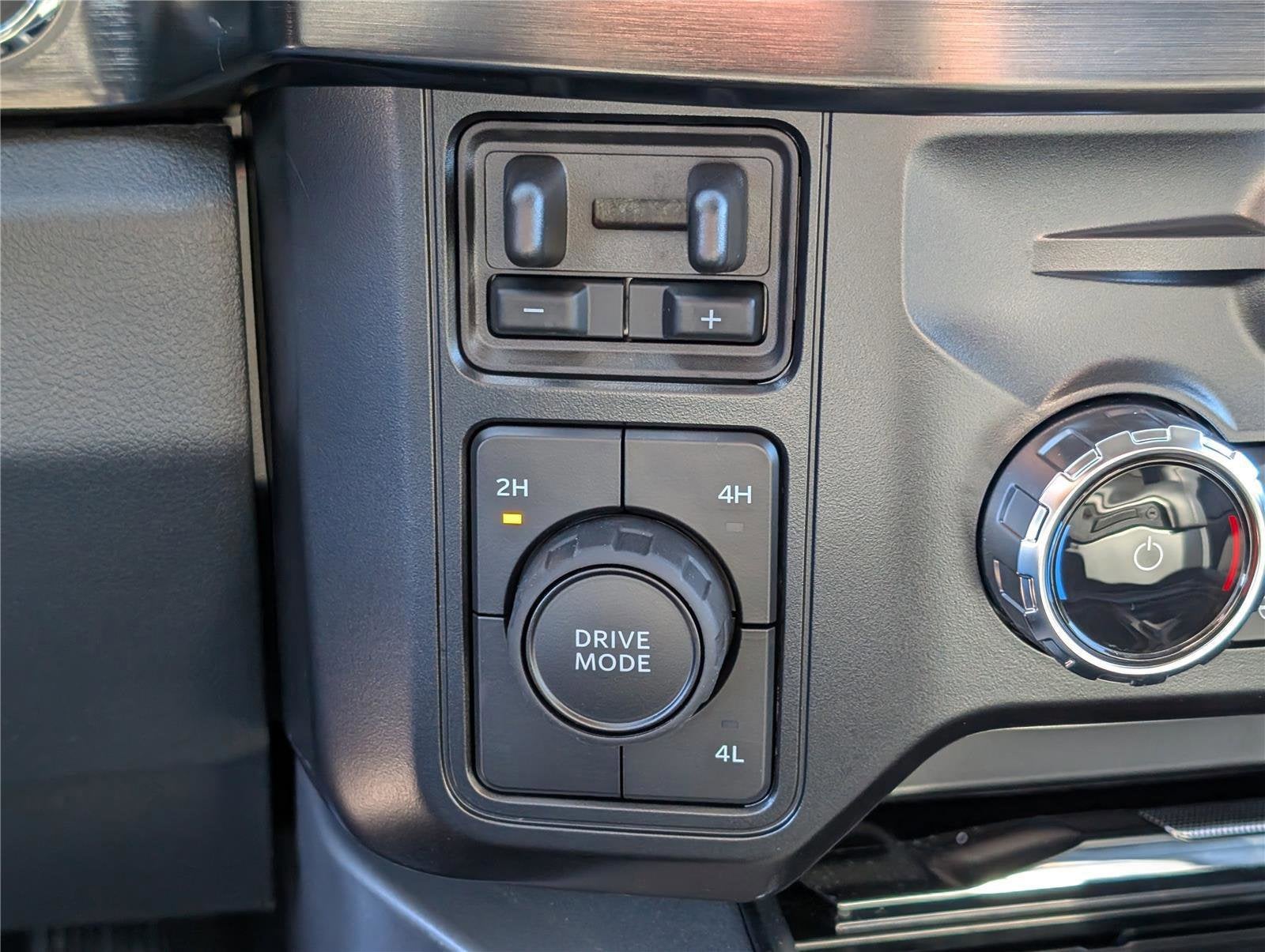 2026 Ford Super Duty F-450 DRW LARIAT