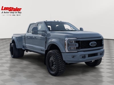 2026 Ford Super Duty F-450 DRW LARIAT