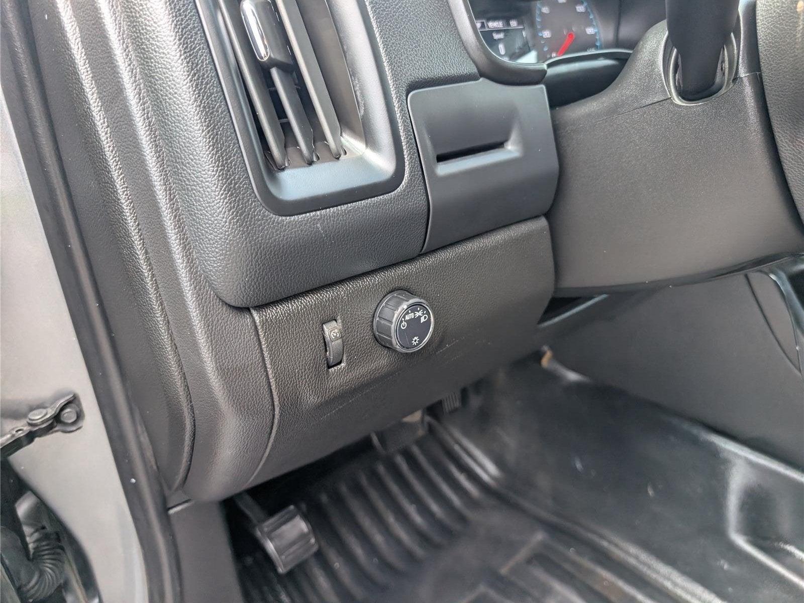 2022 Chevrolet Colorado 2WD LT