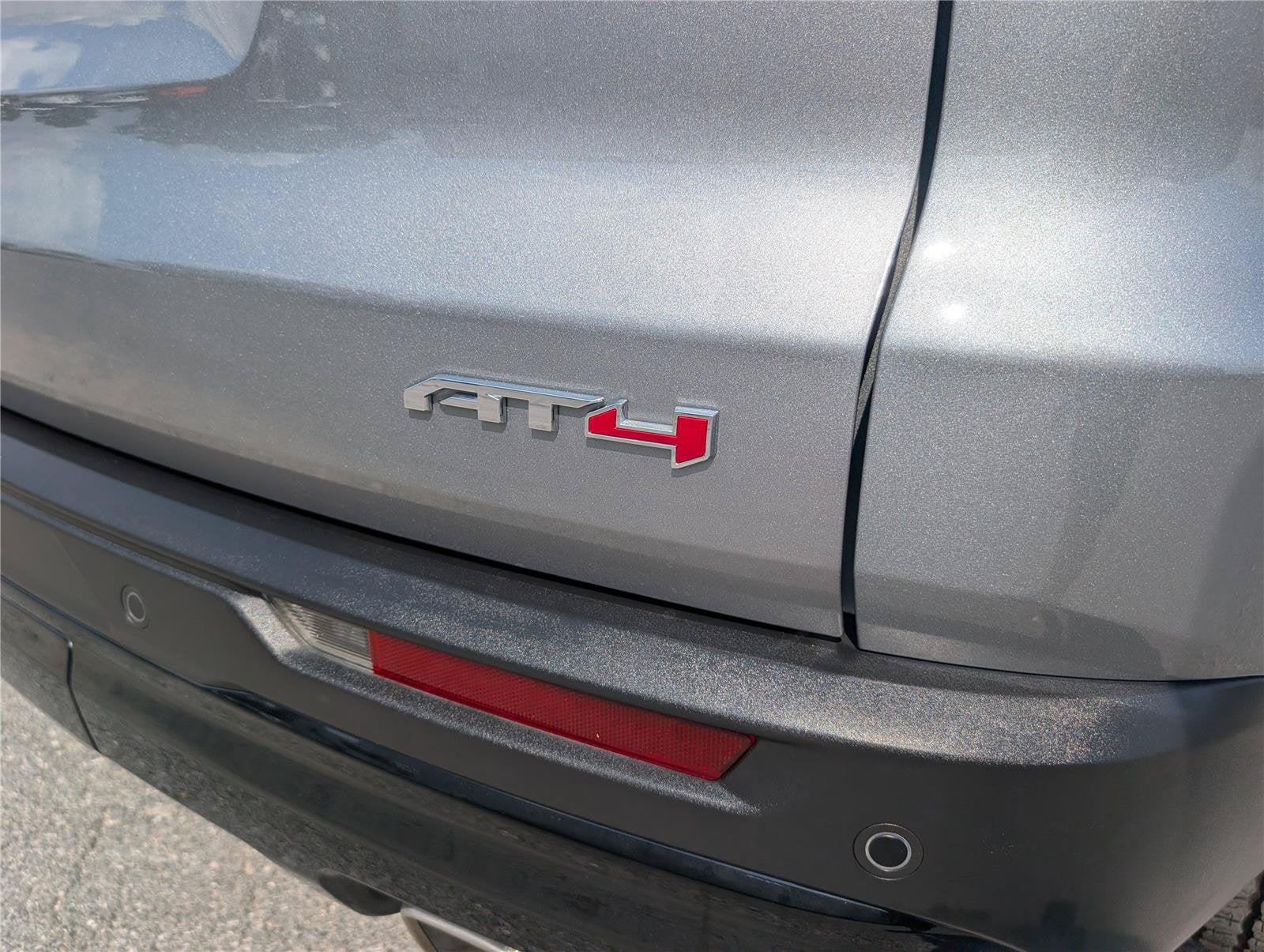 2025 GMC Acadia AWD AT4
