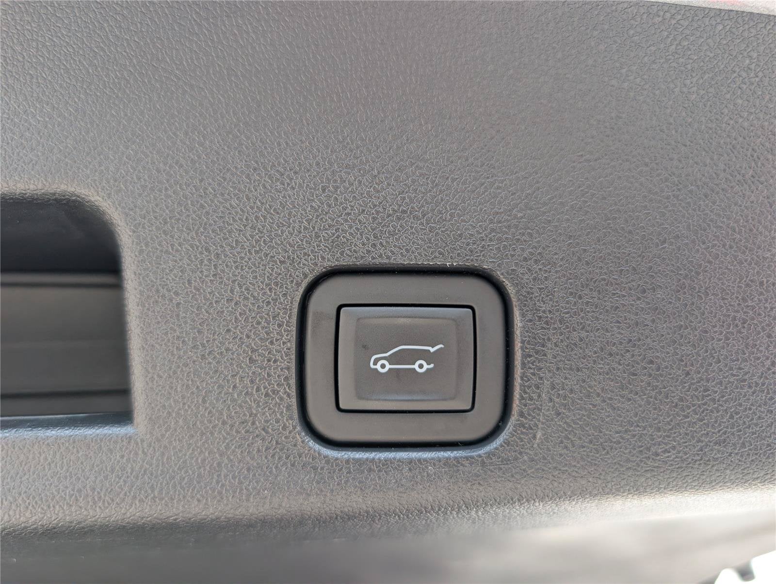 2025 GMC Acadia AWD AT4