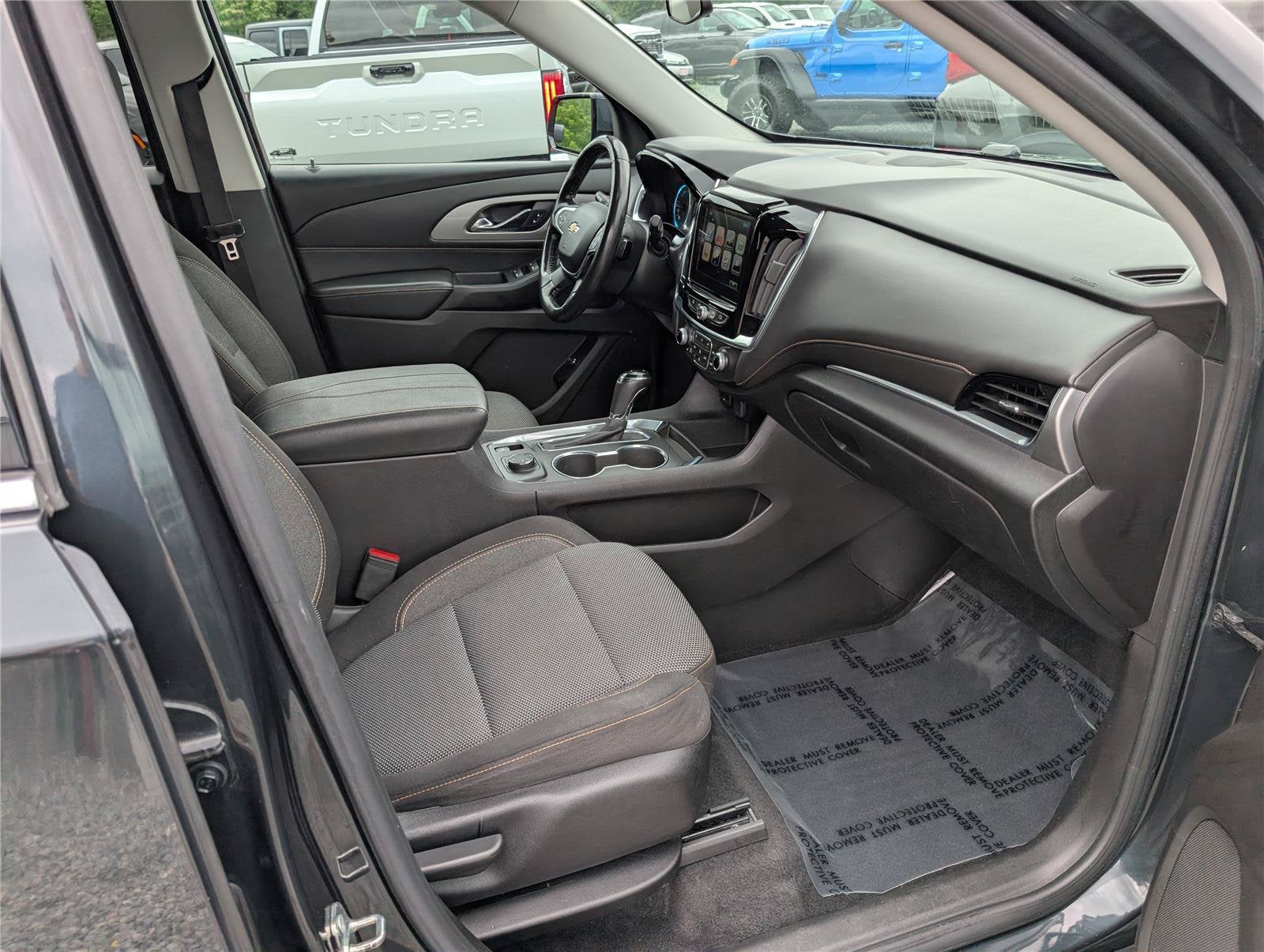 2018 Chevrolet Traverse LT Cloth