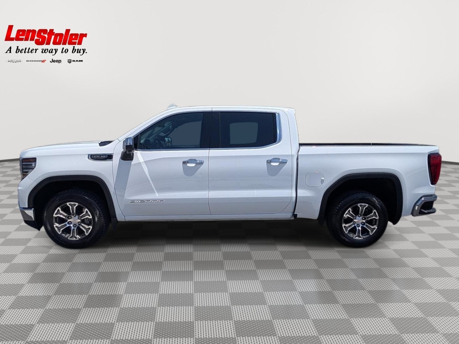 2025 GMC Sierra 1500 SLT