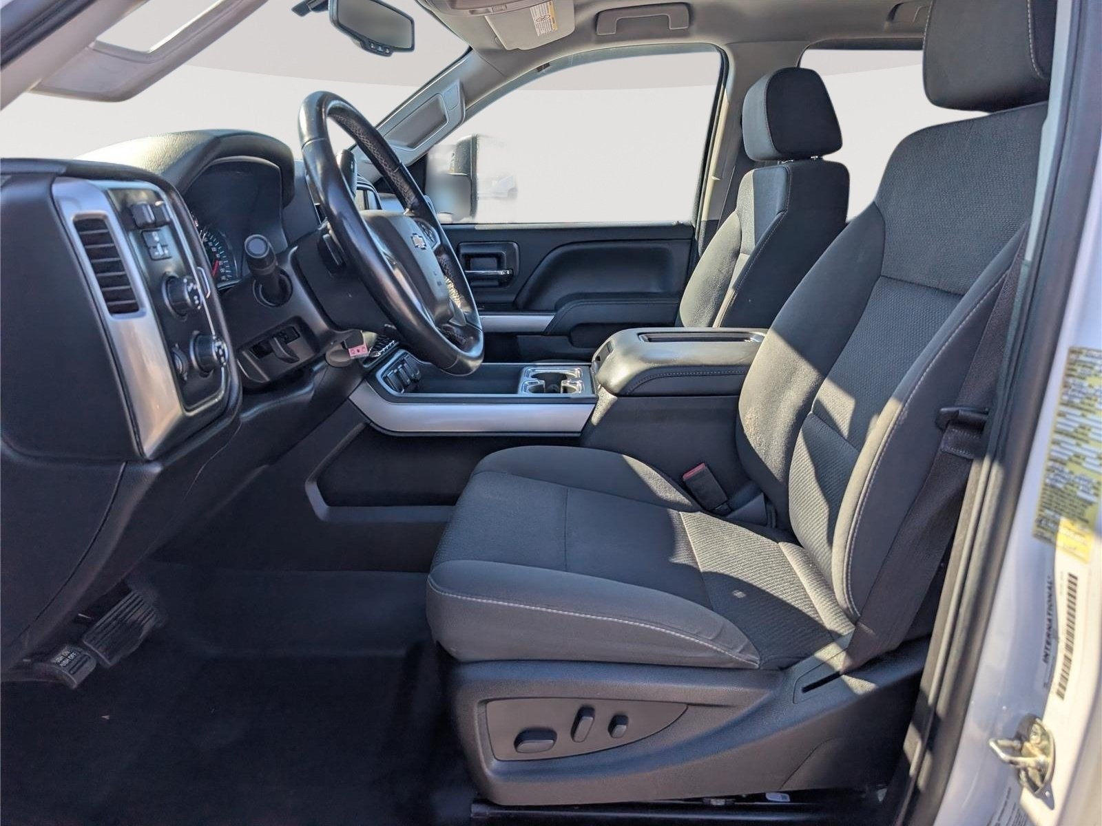 2019 Chevrolet Silverado MD LT