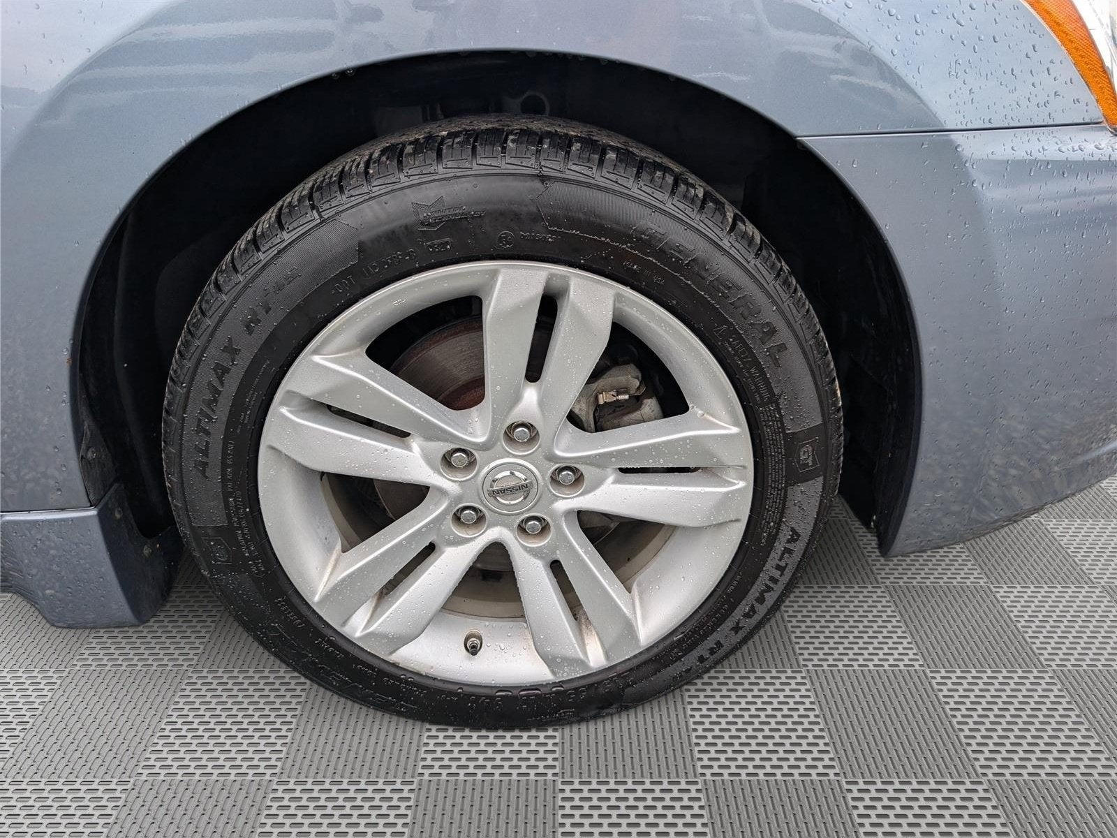 2010 Nissan Altima 3.5 SR