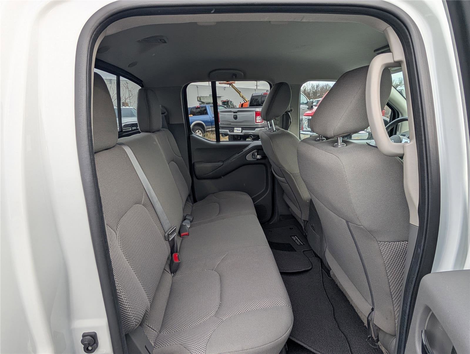 2021 Nissan Frontier SV