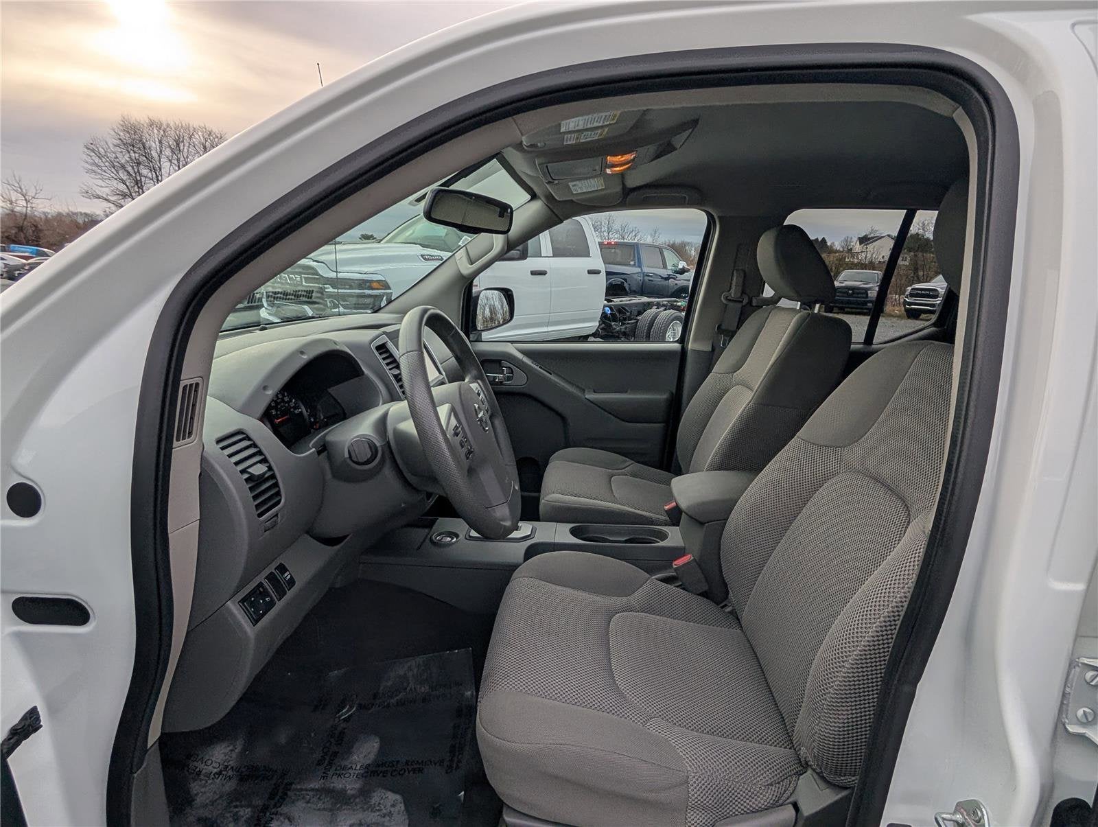 2021 Nissan Frontier SV