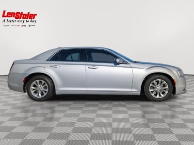 2019 Chrysler 300 Touring