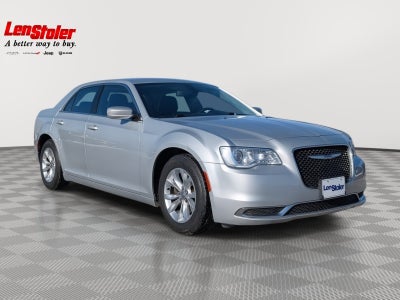 2019 Chrysler 300 Touring