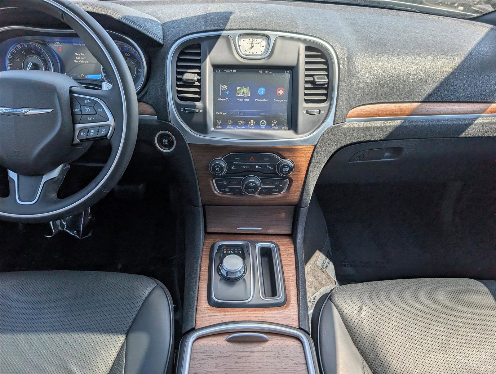 2016 Chrysler 300 300C Platinum