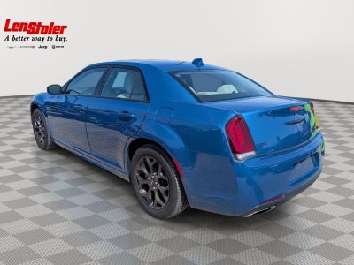 2023 Chrysler 300 Touring L