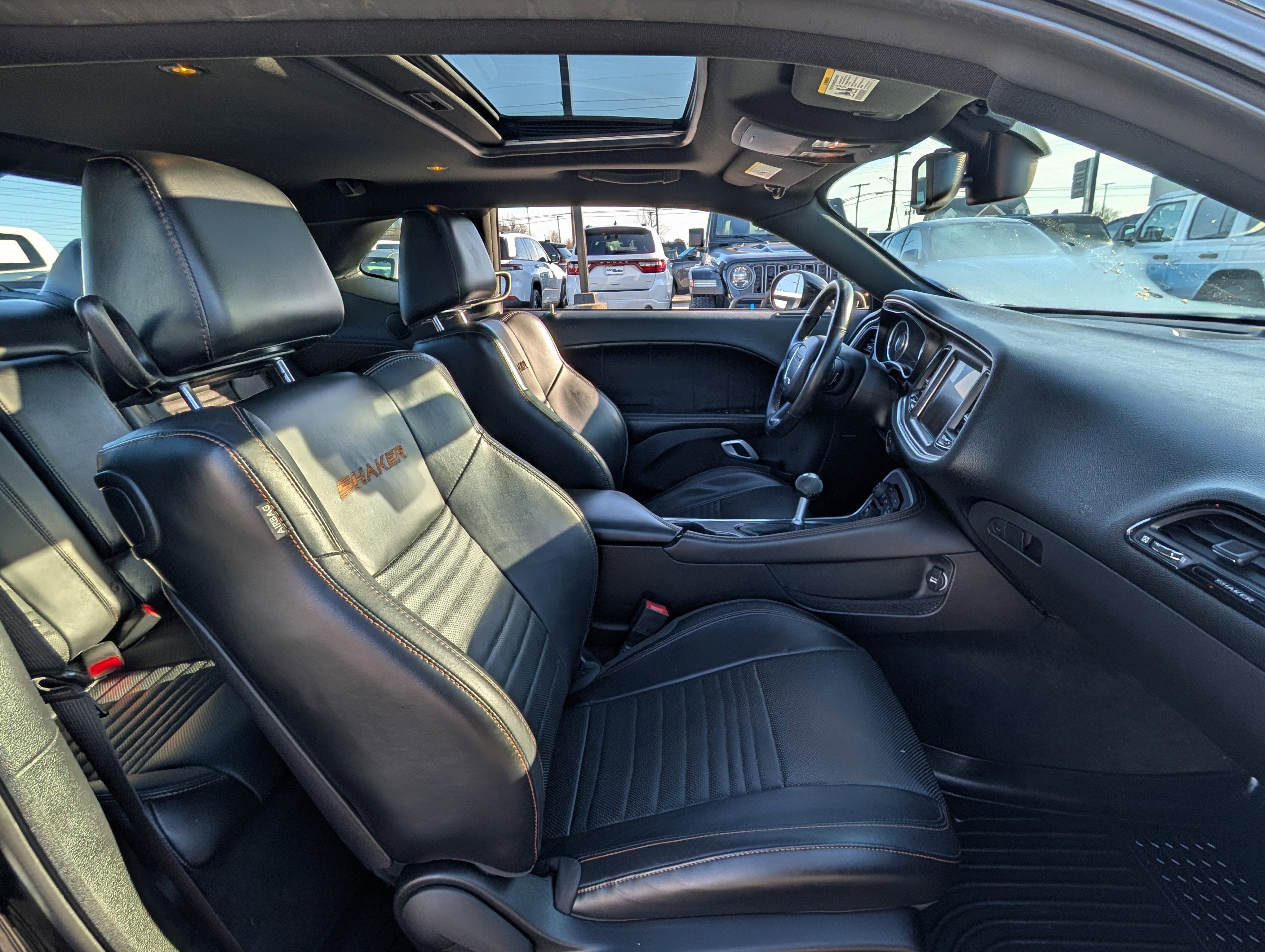 2015 Dodge Challenger R/T Scat Pack Shaker